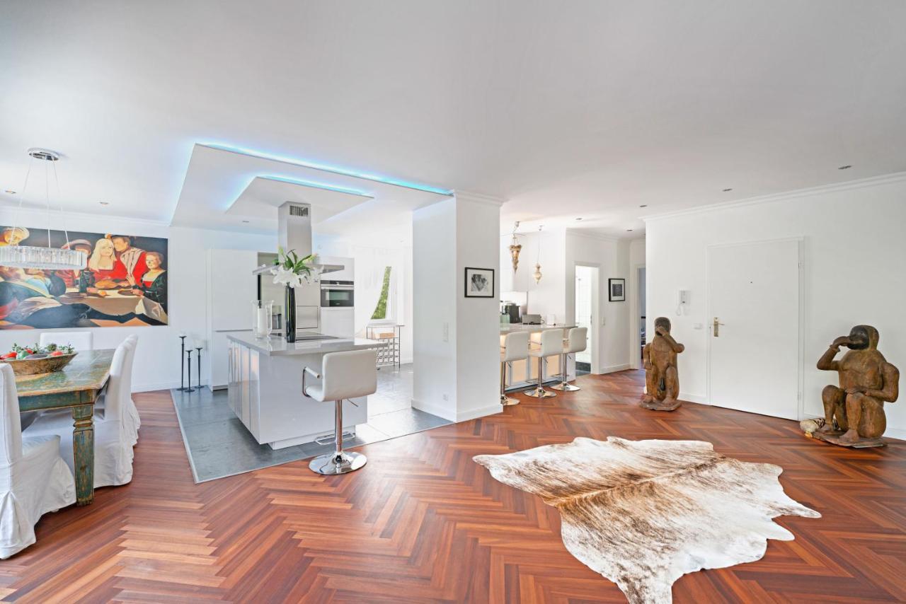 Appartement Luxury Penthouse ☆ ☆ ☆ ☆ ☆ Keulen